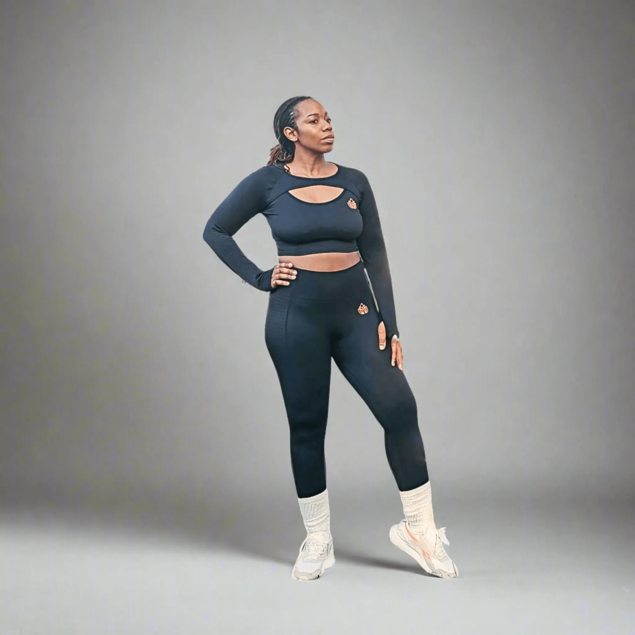 Allure Long Sleeve Crop Top- Black