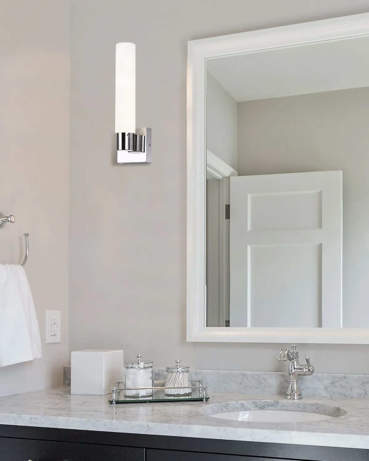 Canarm BEYLA LED Wall Light