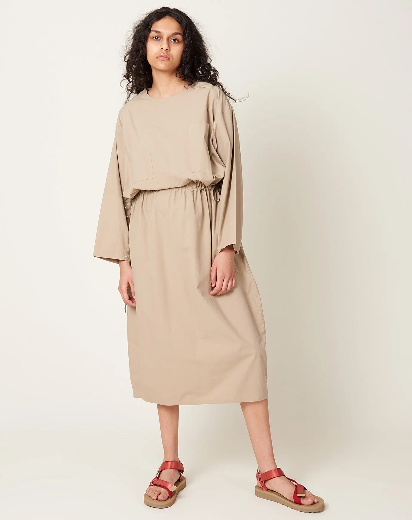 Drawstring Slouch Pocket Dress in Taupe