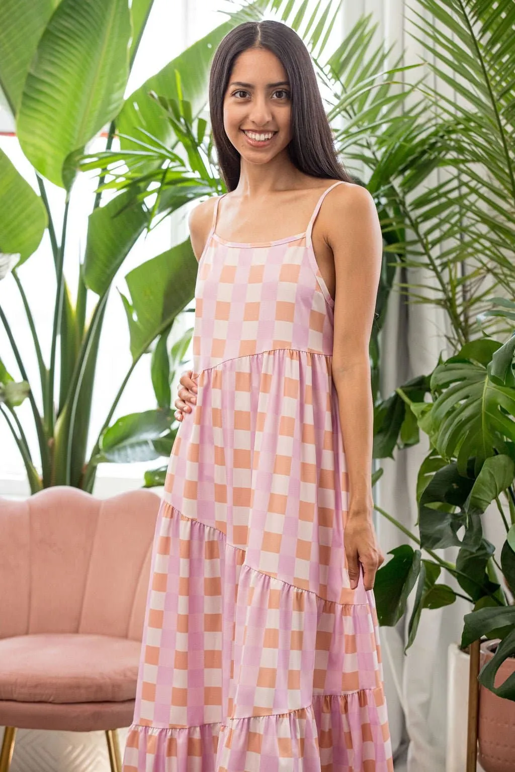 Nina's Dreamy Gingham Maxi Dress - Pink